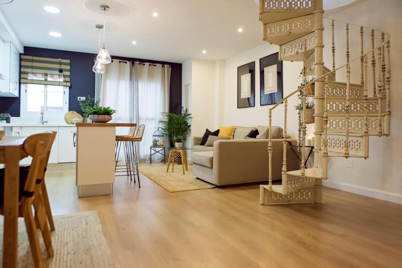 Апартаменты Sol Y Malaga - Designer Duplex Con Terraza Y Parking Экстерьер фото
